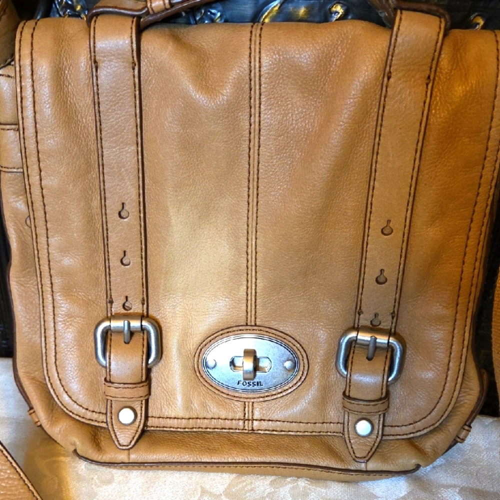Fossil Leather Messenger Bag